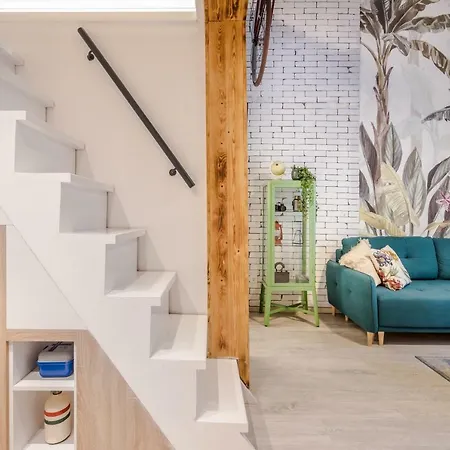 Own At Gozsdu Appartement