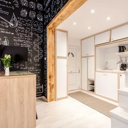 Own At Gozsdu Budapest